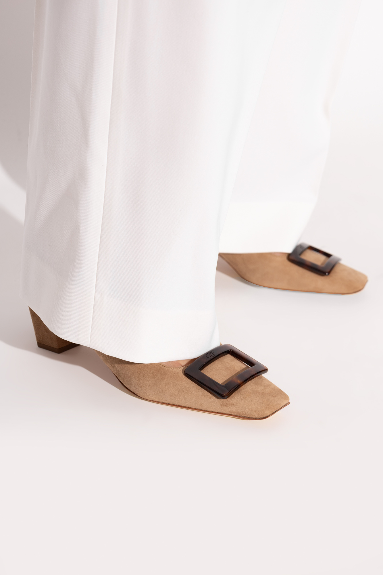 Beige Heeled shoes 
